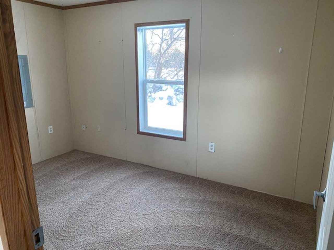 3800 Agate Ln - Photo 5 of 14