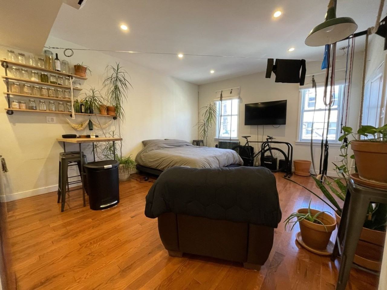 715 S 4th Street - Photo 3 of 9