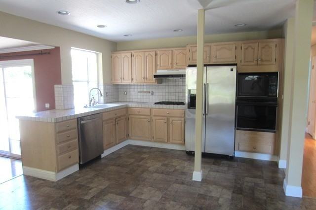 5124 Leigh Ave - Photo 2 of 9