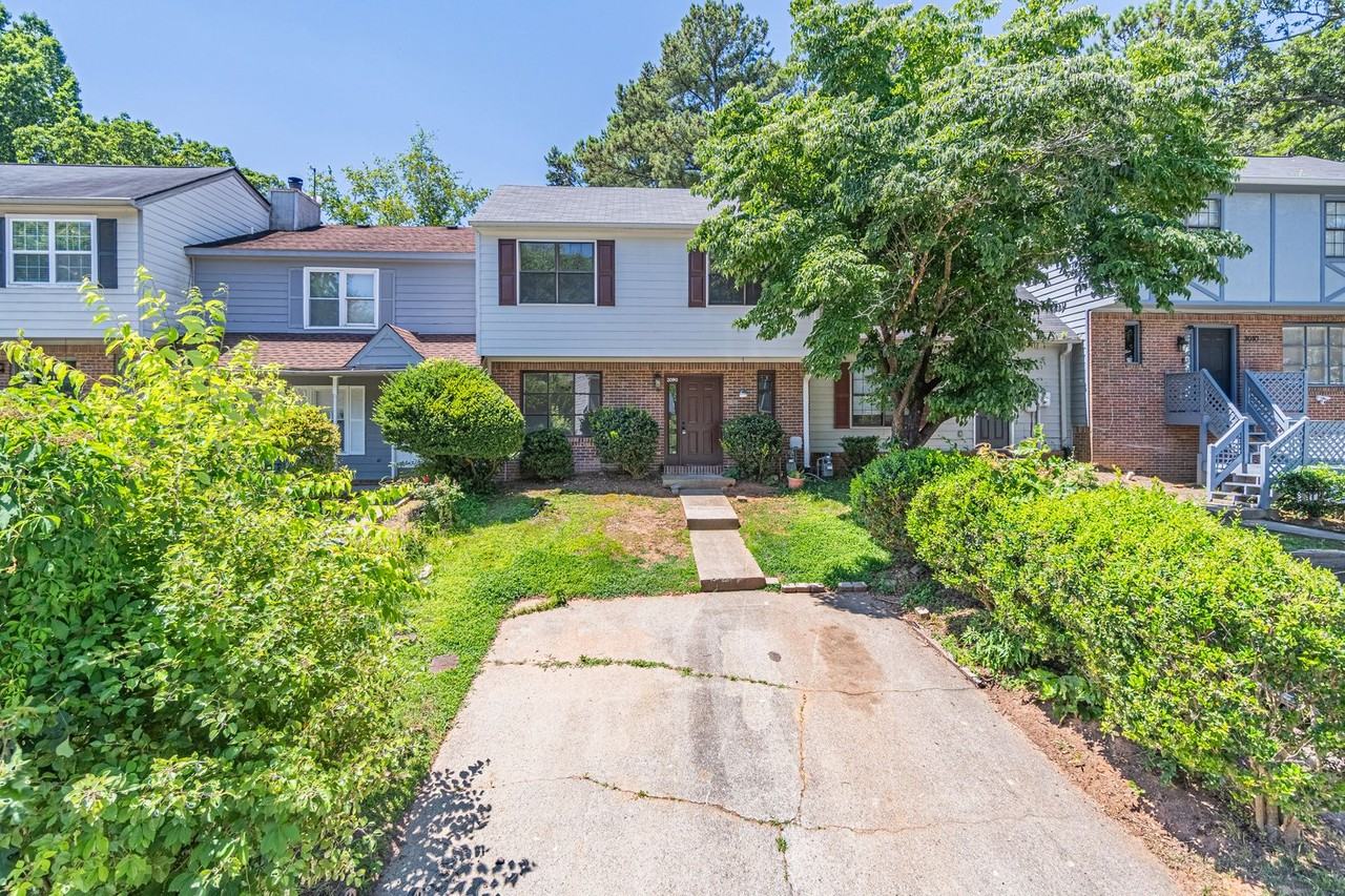 2090 Sand Wedge Cir Nw - Photo 2 of 34