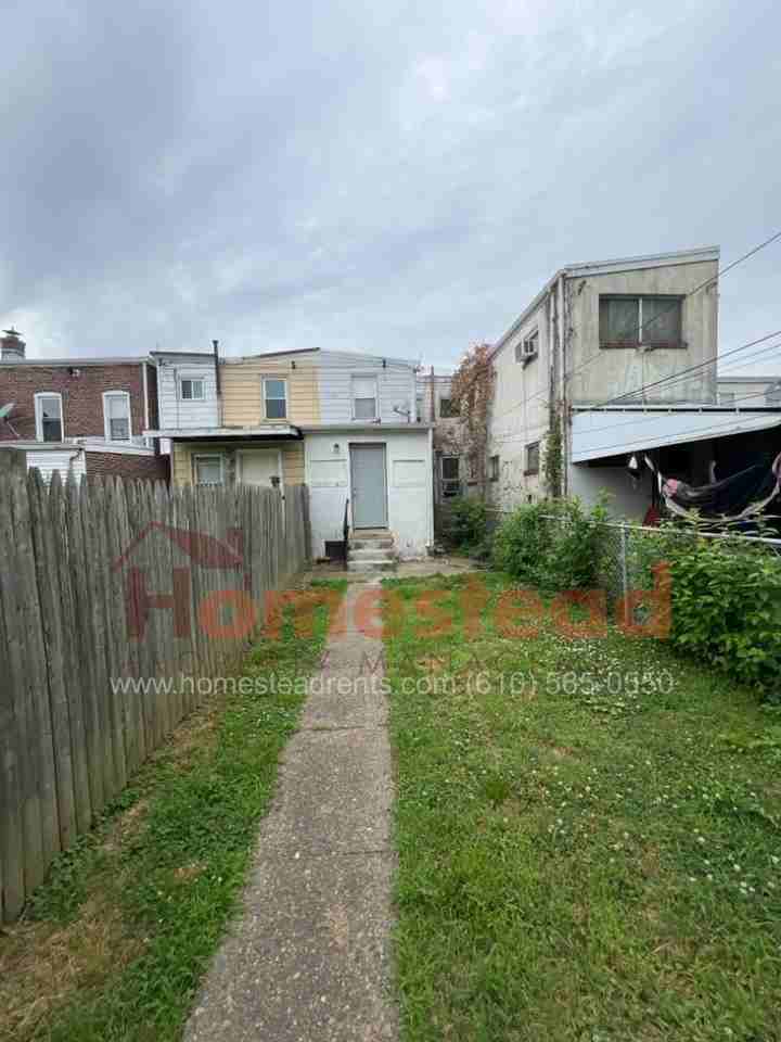 3425 W 3rd St - Photo 3 of 30