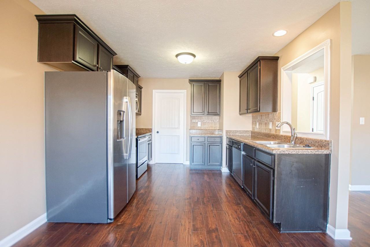 613 Fennec Way - Photo 7 of 16
