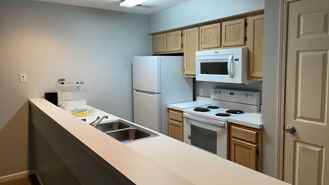 521 White River Dr #21E - Photo 1 of 1