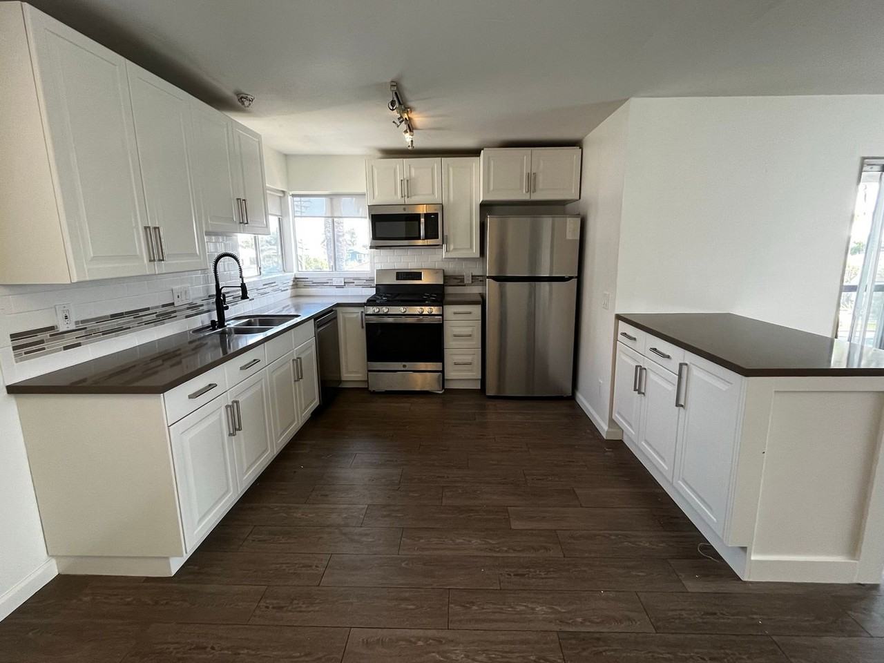 26951 Avenida Las Palmas #B - Photo 3 of 17