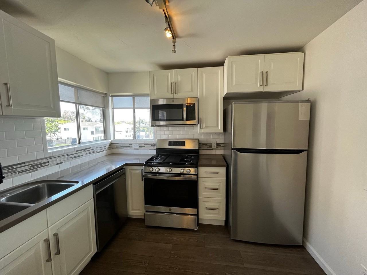 26951 Avenida Las Palmas #B - Photo 4 of 17