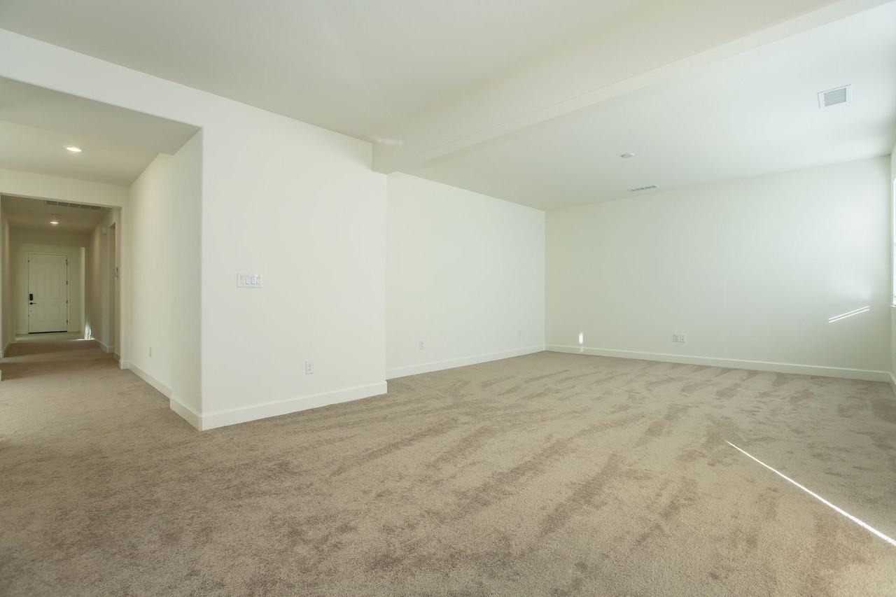 7365 Overture Dr - Photo 6 of 21