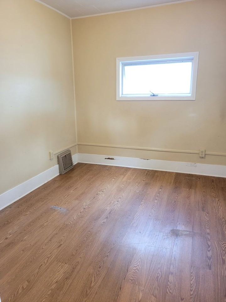 455 1st Ave - Photo 5 of 16