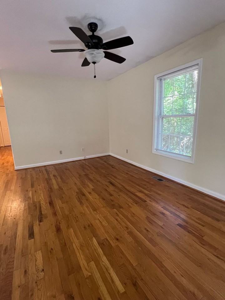 50 Mulberry Ct - Photo 5 of 17