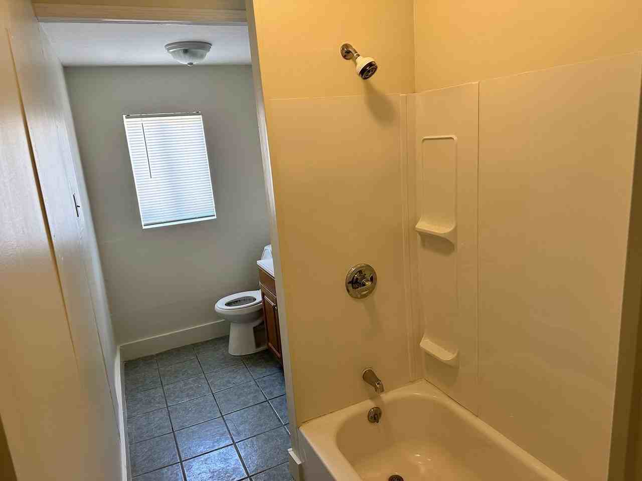 101 D St - Photo 2 of 11