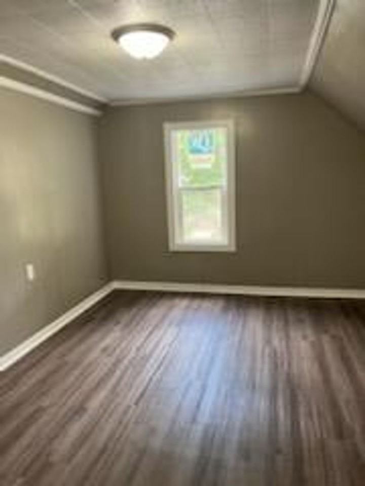 1619 George St - Photo 3 of 19