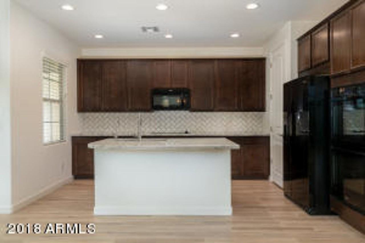 4015 S Pecan Dr - Photo 7 of 31