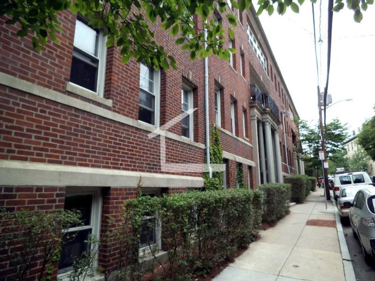 19 Melvin Ave - Photo 2 of 12