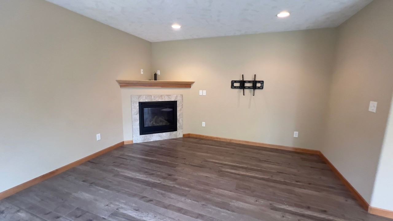 1740 Pacific Ridge Ln - Photo 3 of 22