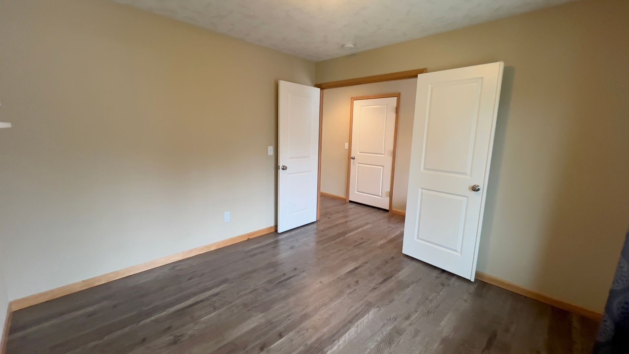1740 Pacific Ridge Ln - Photo 5 of 22