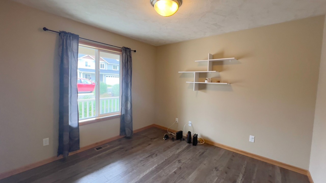 1740 Pacific Ridge Ln - Photo 6 of 22