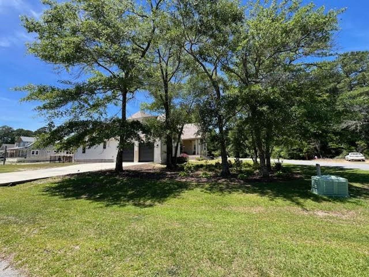 105 Chicora Ct - Photo 2 of 50