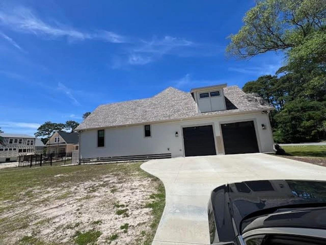 105 Chicora Ct - Photo 3 of 50