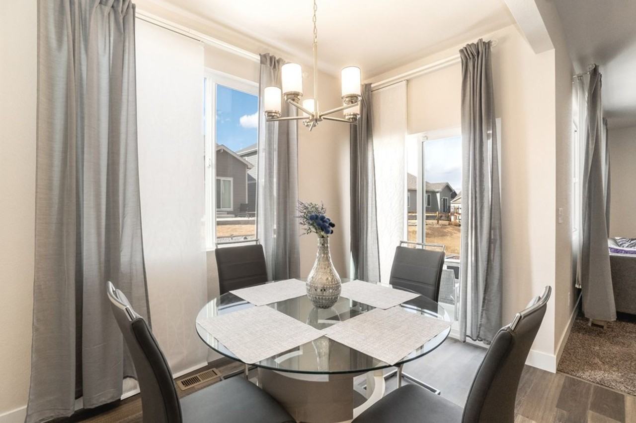 1109 103rd Ave - Photo 5 of 14