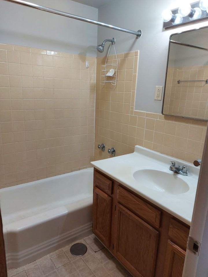 Country Gardens - Photo 7 of 20