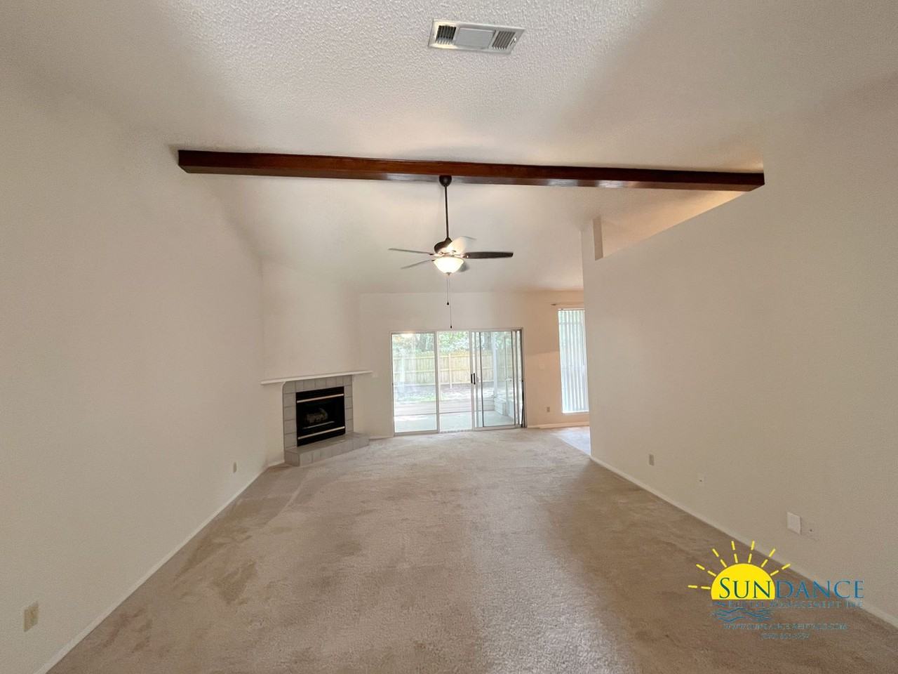 1590 Parkwood Ct W - Photo 2 of 20