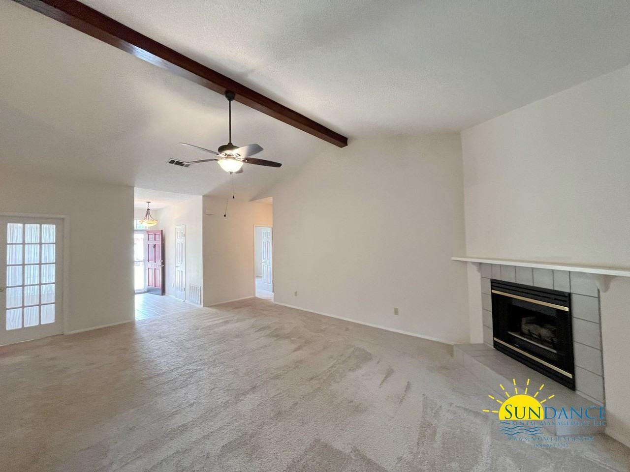 1590 Parkwood Ct W - Photo 3 of 20