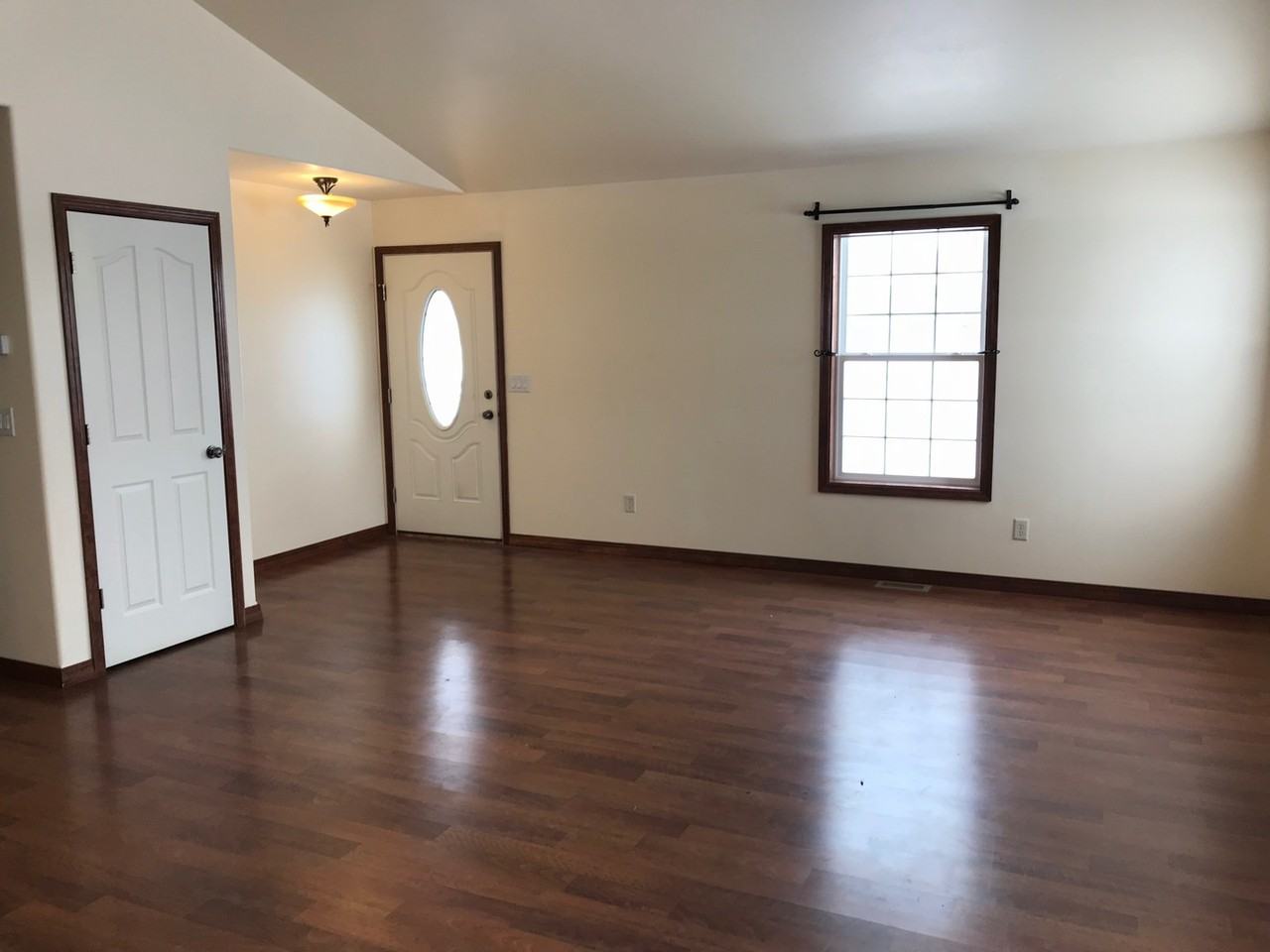 7265 Rosemary Dr - Photo 2 of 23
