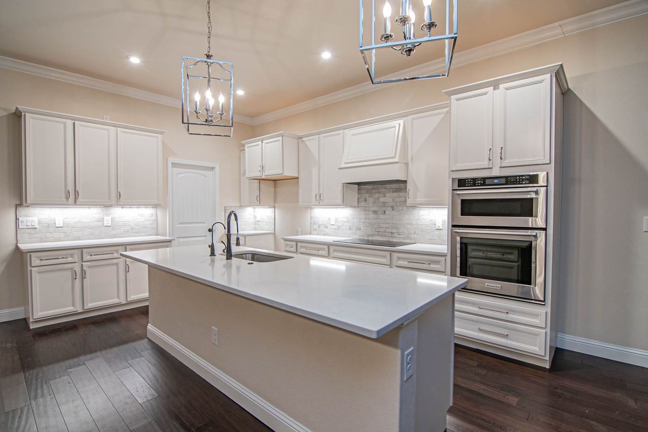 1801 Chuck Wagon - Photo 2 of 36