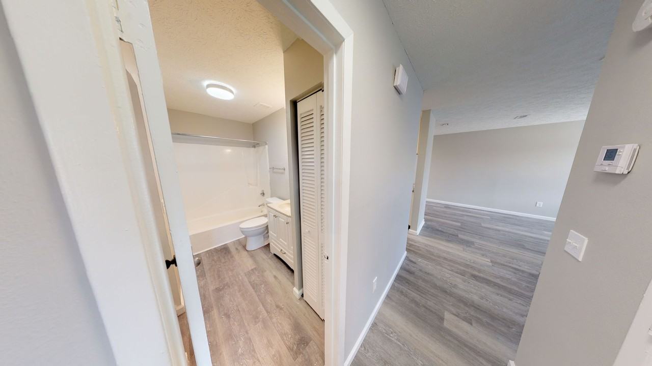 3426 Douglas Rd - Photo 4 of 6