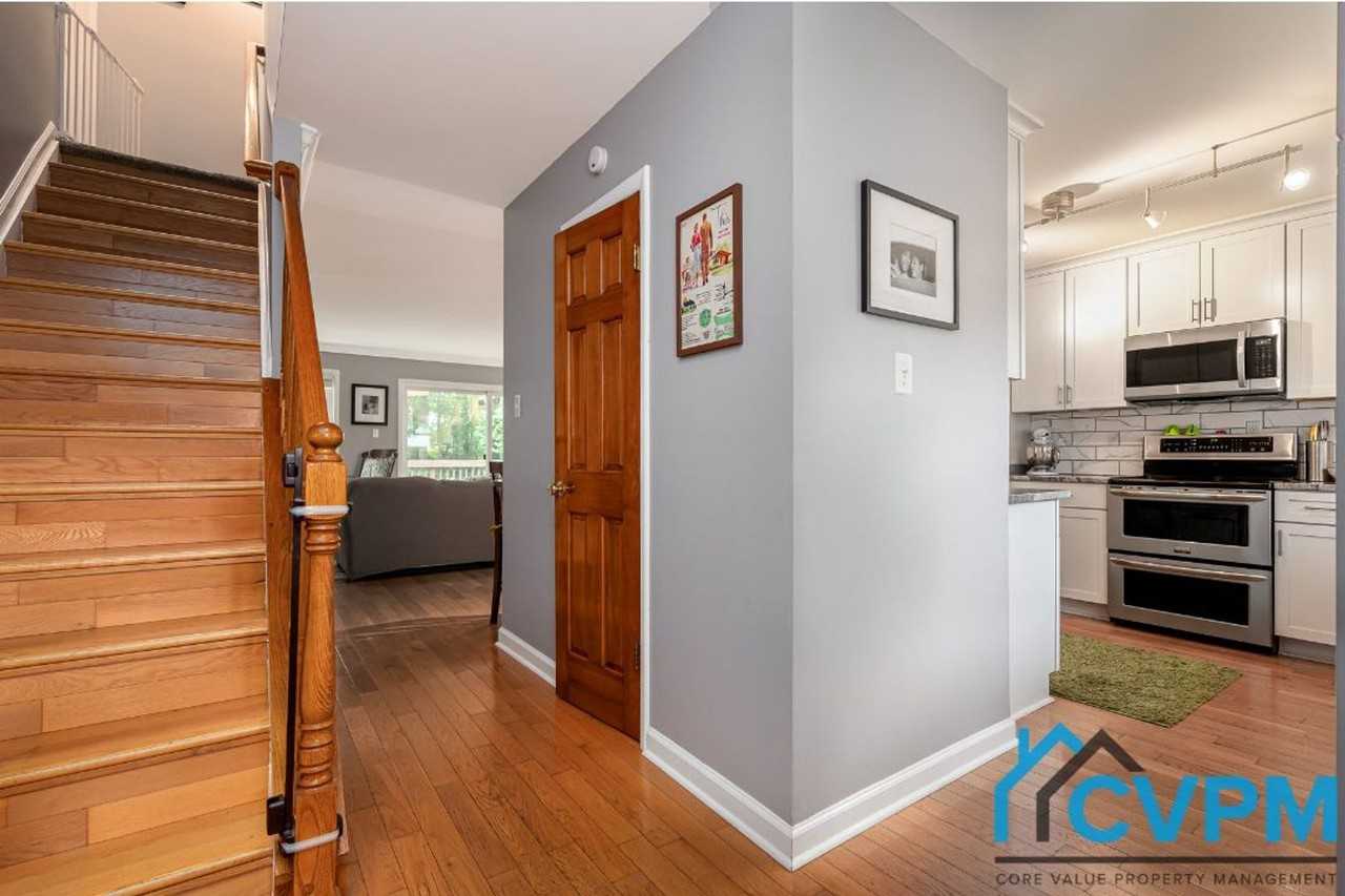1609 Forest Hill Ct - Photo 4 of 34