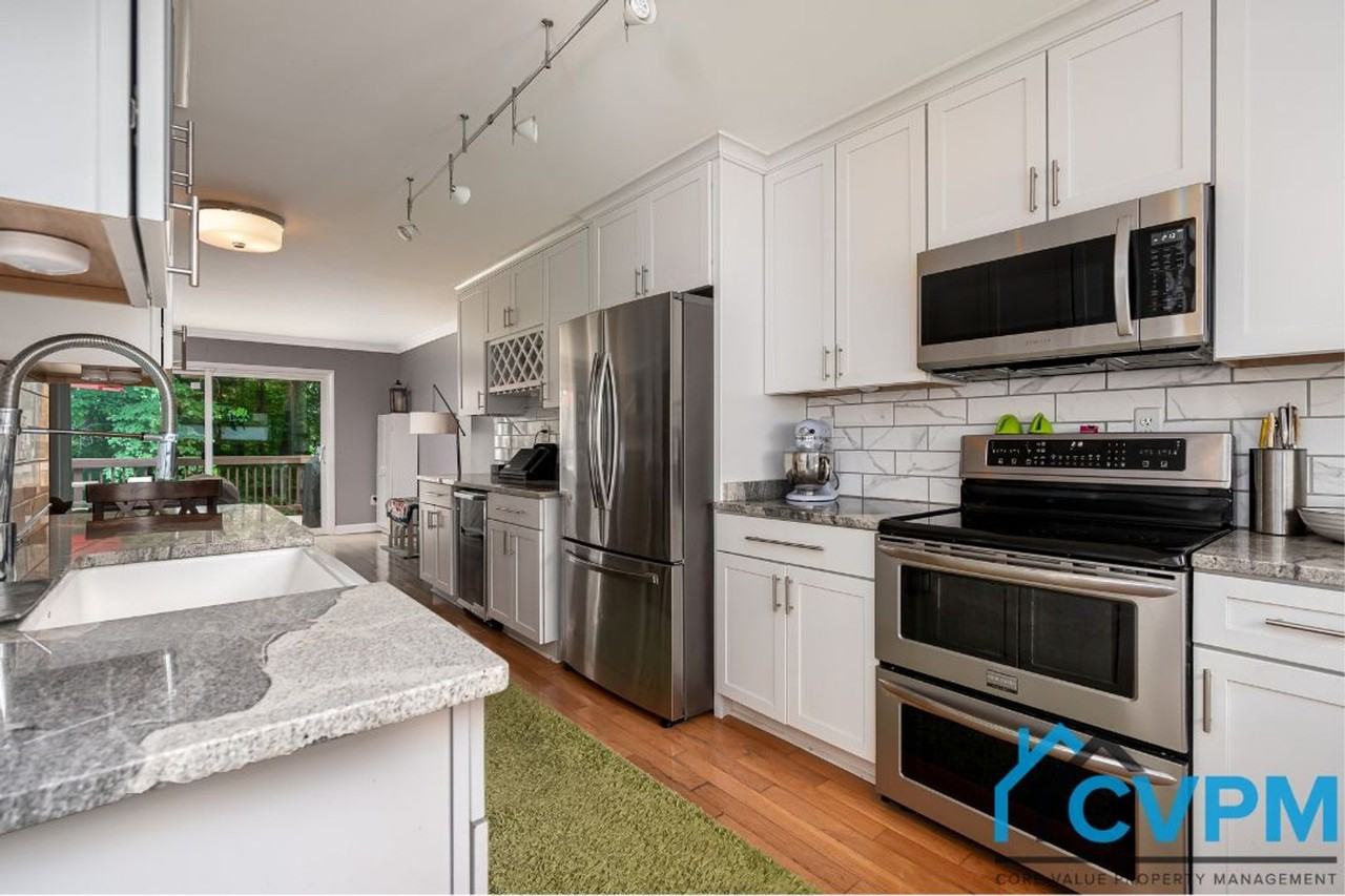 1609 Forest Hill Ct - Photo 5 of 34