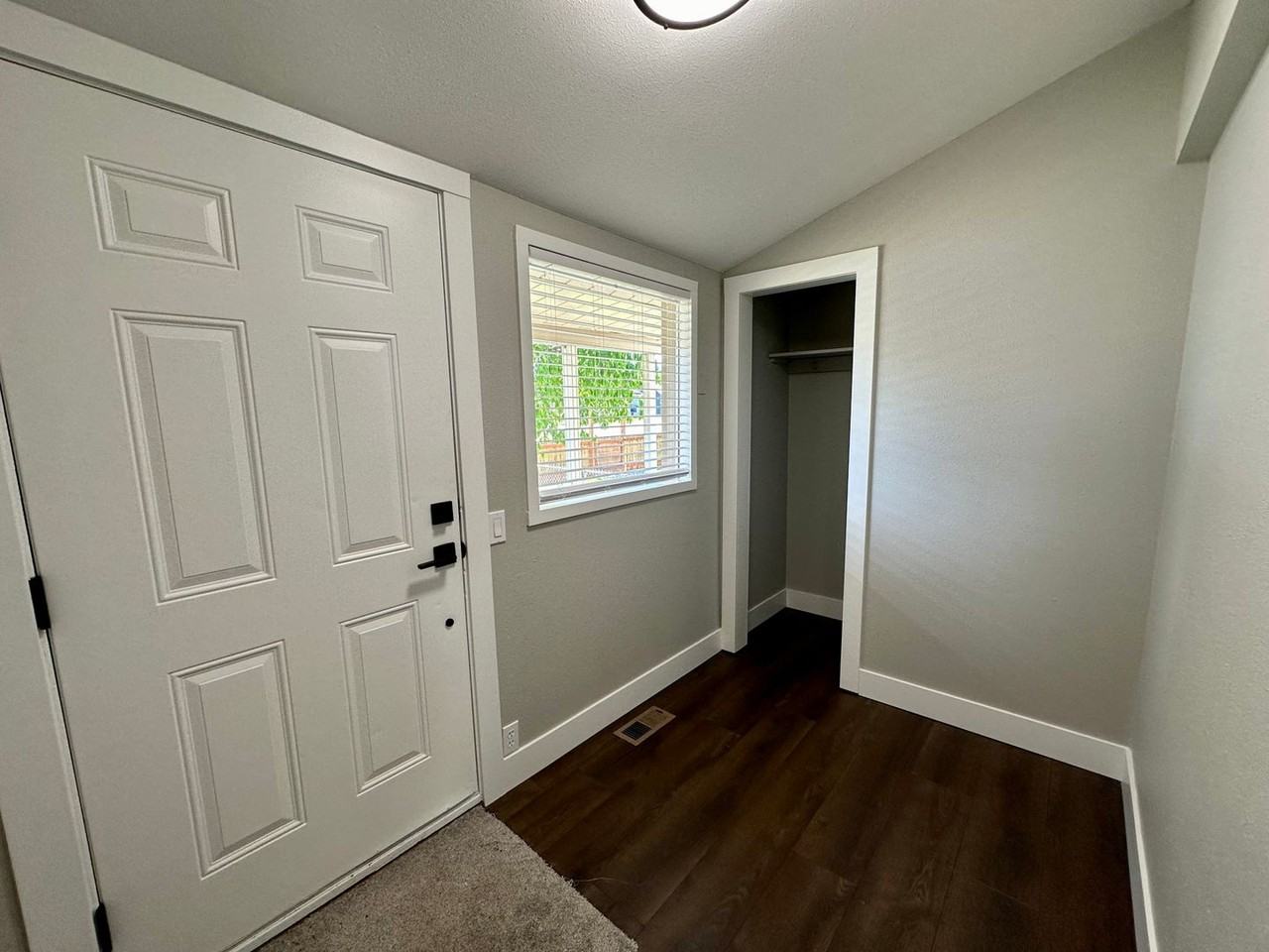 403 E 3rd St - Photo 3 of 34