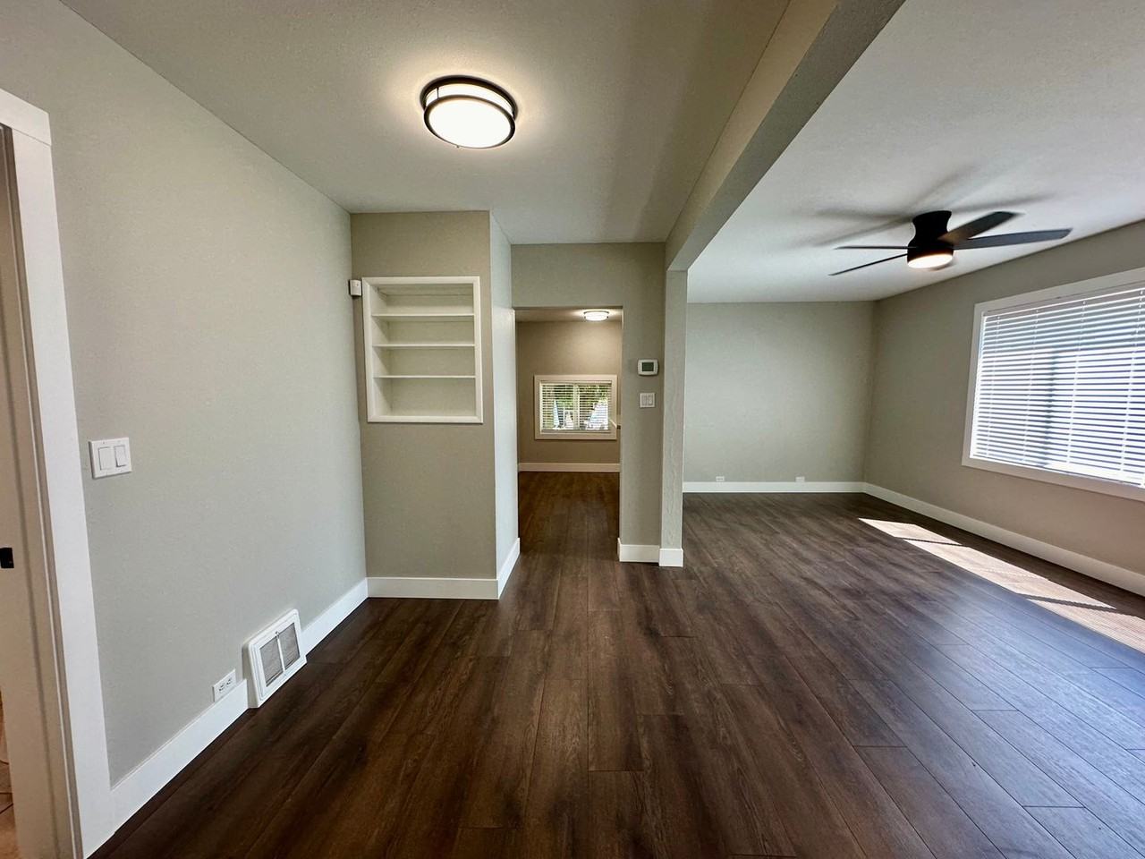 403 E 3rd St - Photo 5 of 34