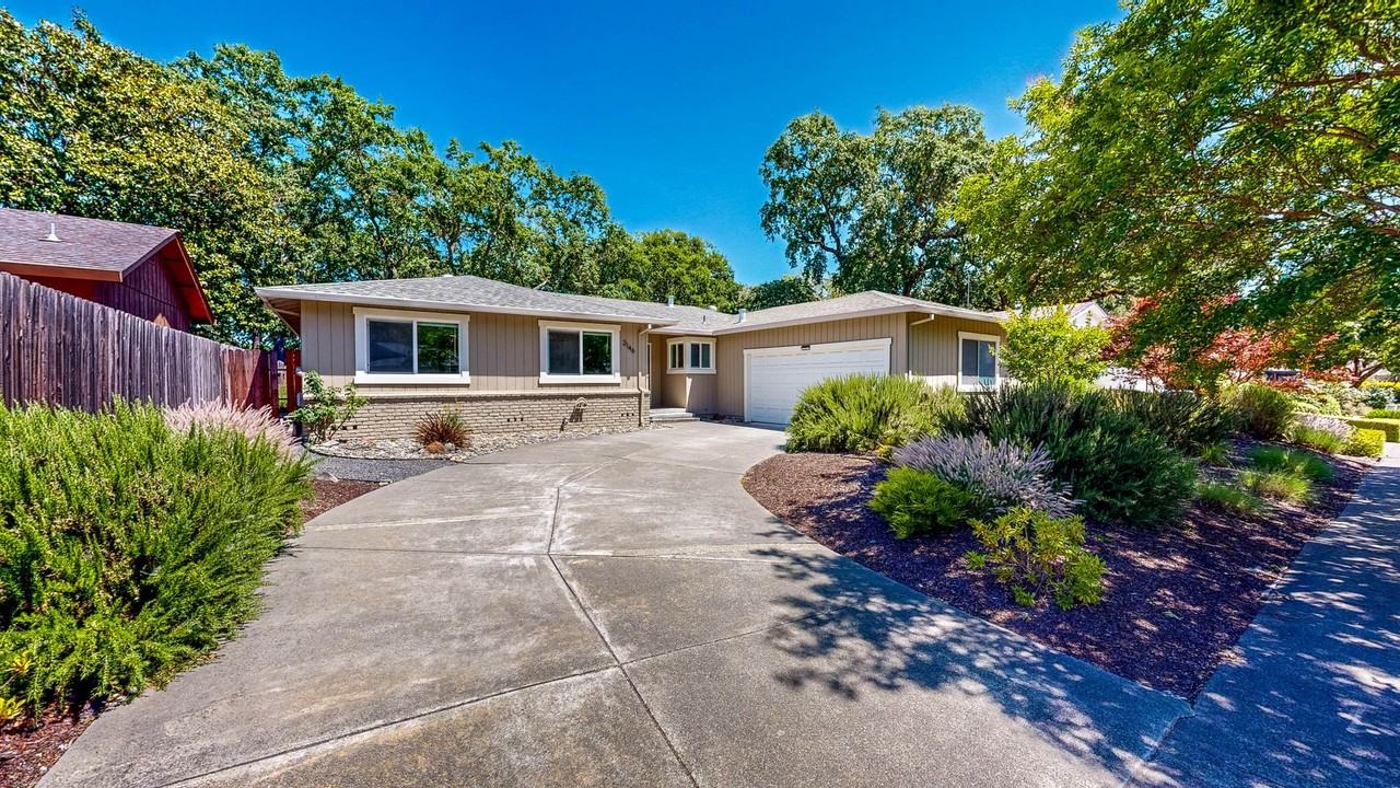 2146 Rivera Dr, Santa Rosa, CA 95409 3 Bedroom House for 3,400/month