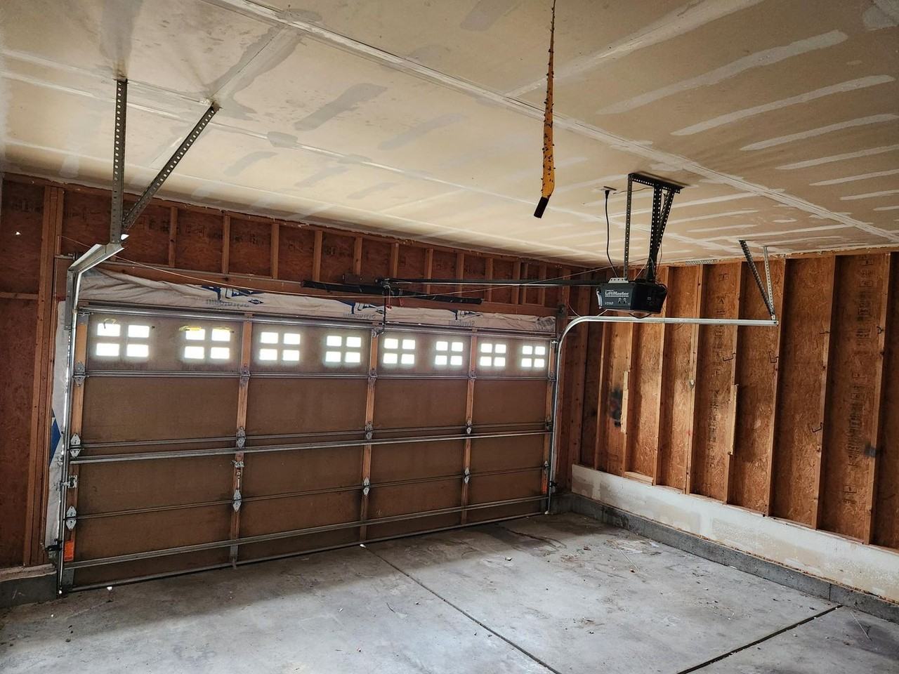 4845 Mt Evans St - Photo 4 of 50