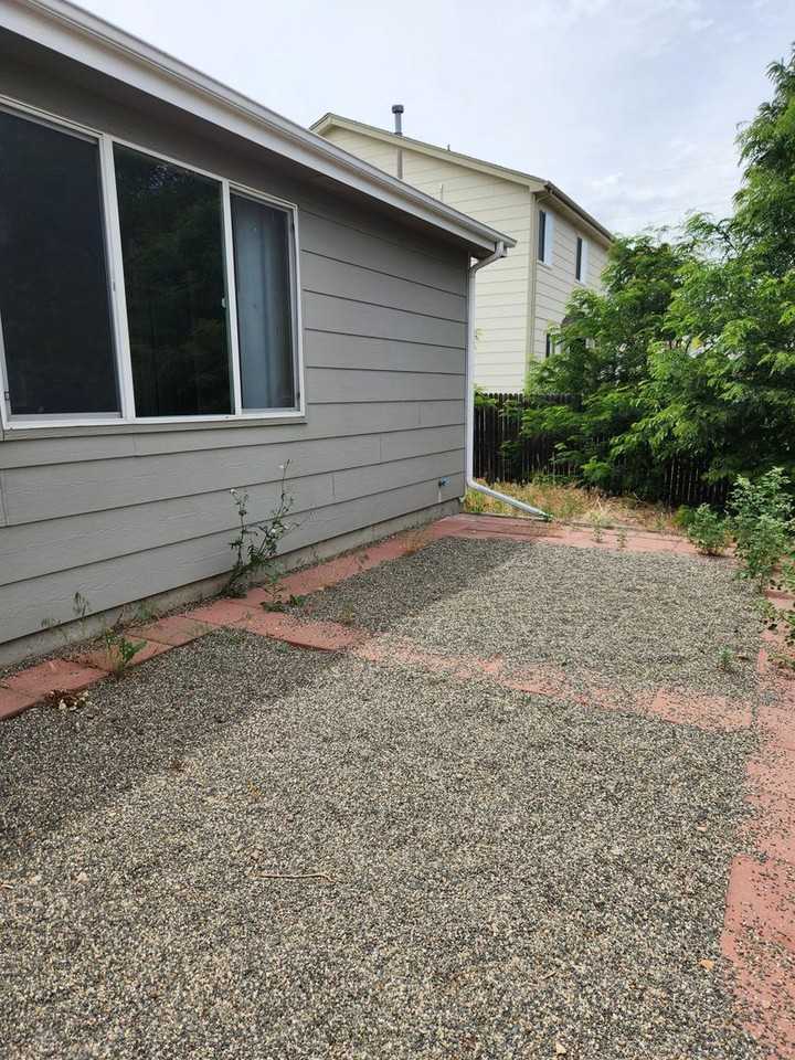 4845 Mt Evans St - Photo 5 of 50