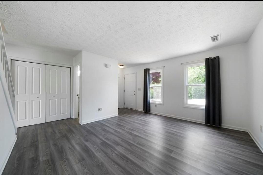 3200 Duvall Place - Photo 5 of 13