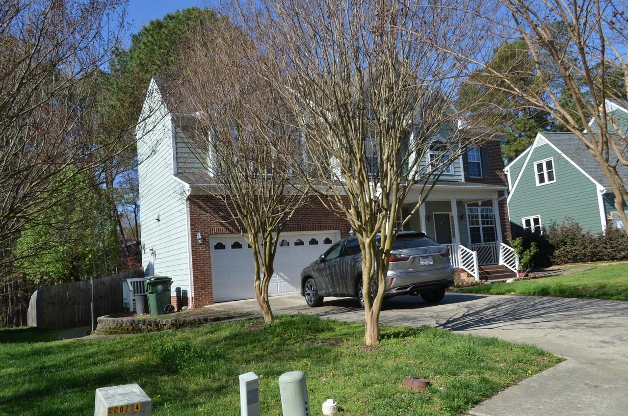 311 Capistrane Dr - Photo 2 of 41