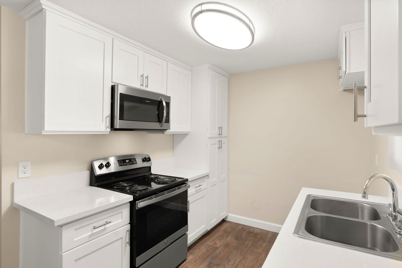 Anderson Park Apartments - Photo 3 of 25