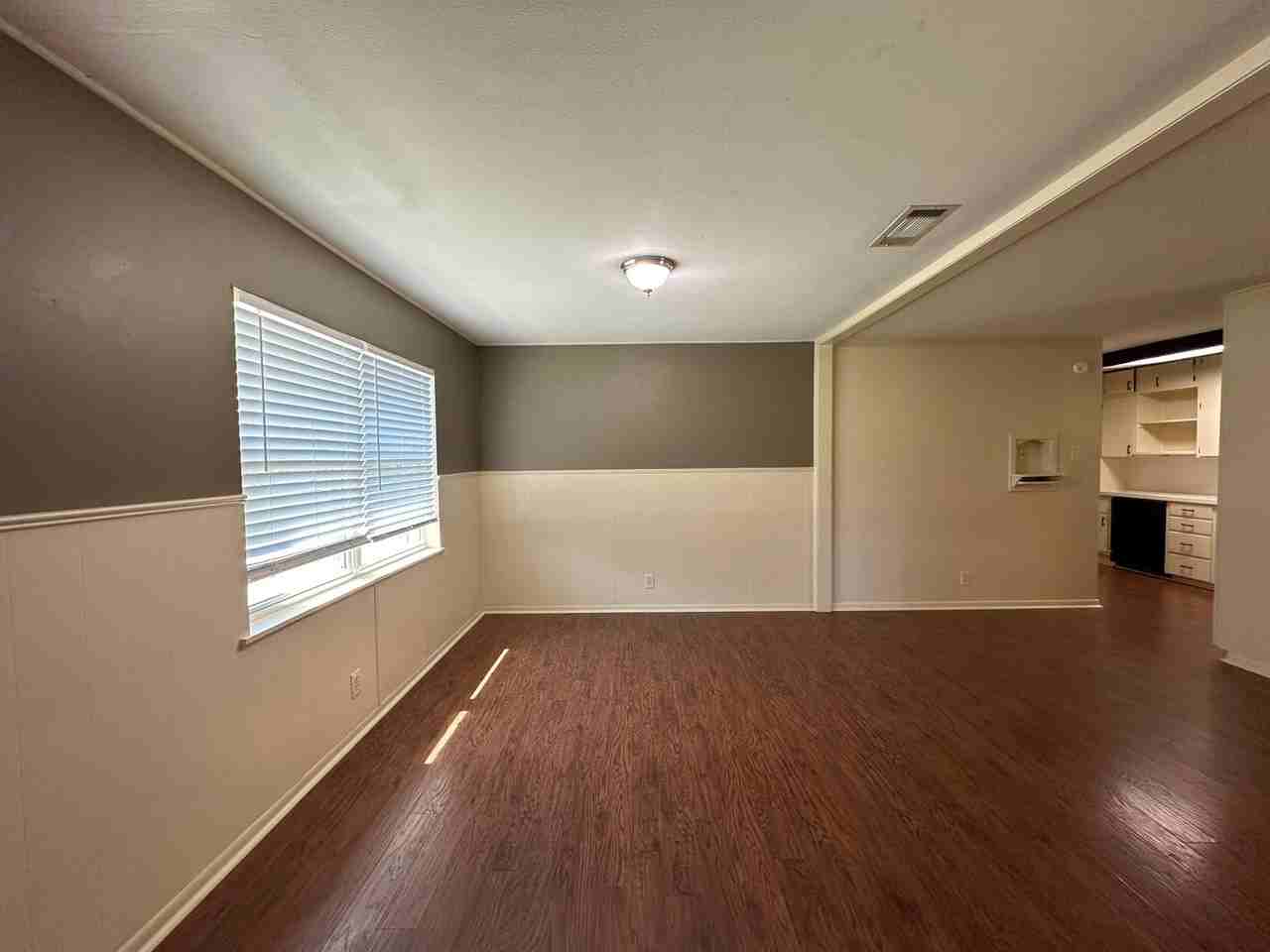 8142 Tina Dr - Photo 3 of 26