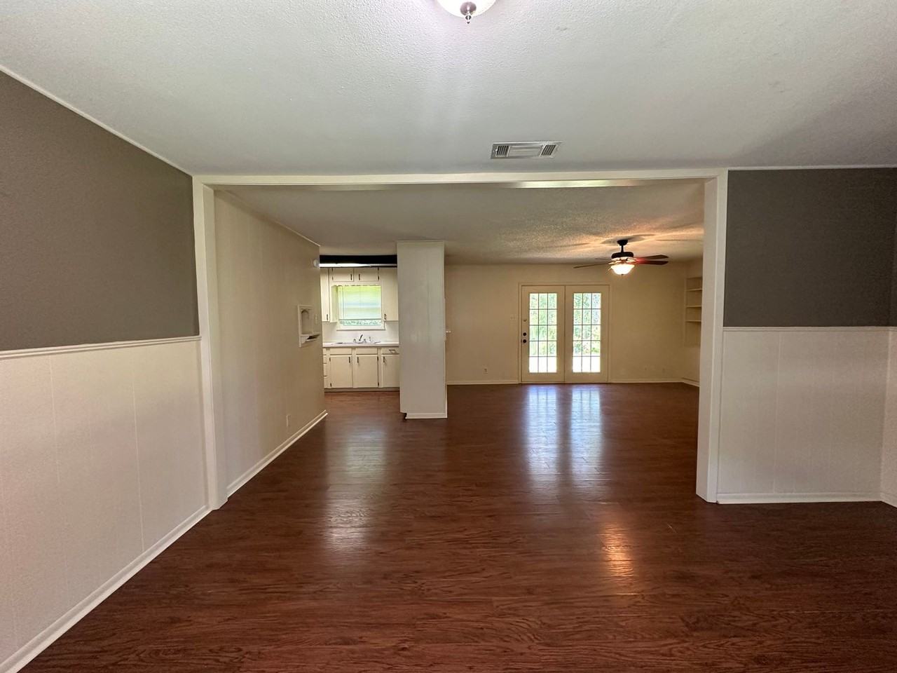 8142 Tina Dr - Photo 4 of 26