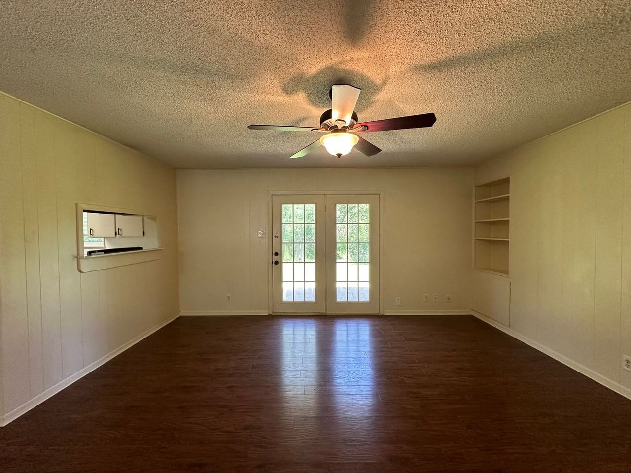 8142 Tina Dr - Photo 6 of 26