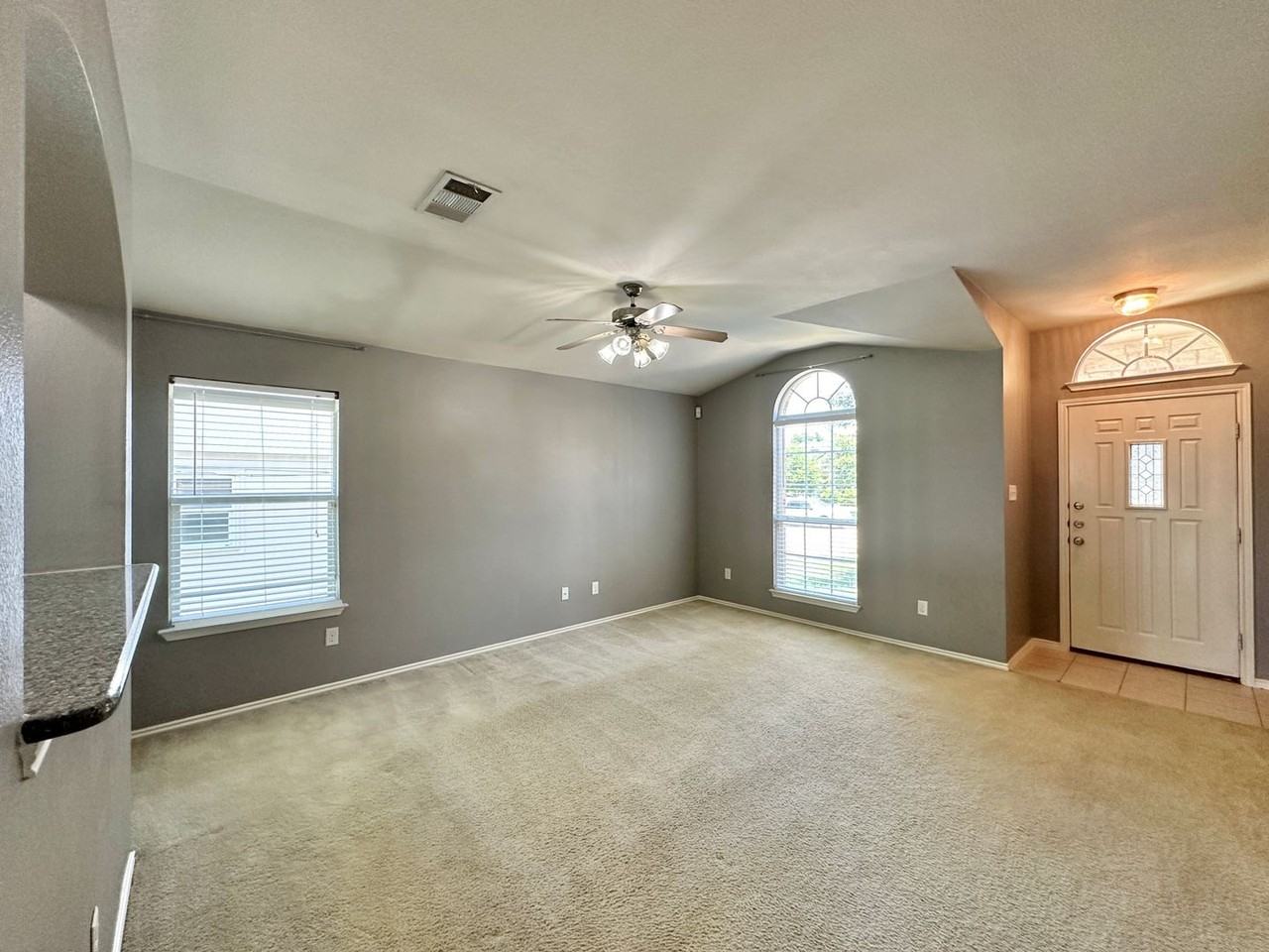 5205 Lions Gate Ln - Photo 5 of 24