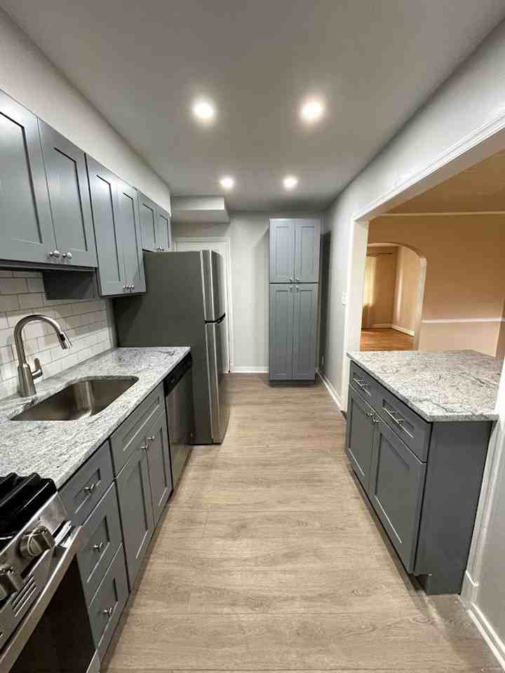 1622 Hardwick Rd - Photo 4 of 22