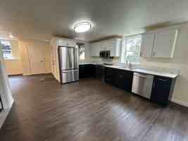 featured image of 131 Clothier Ln