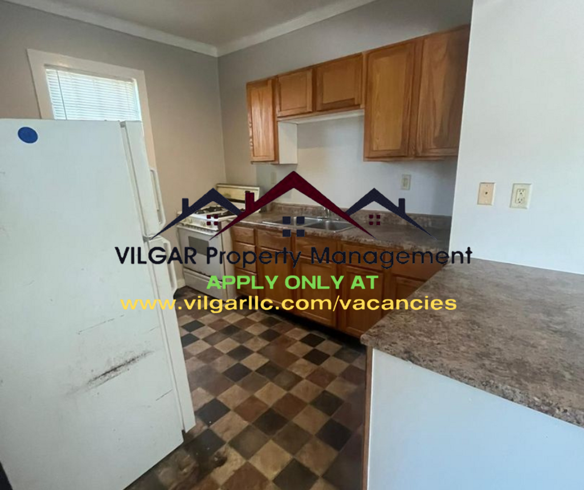 1126 Rutledge St. - Photo 2 of 13