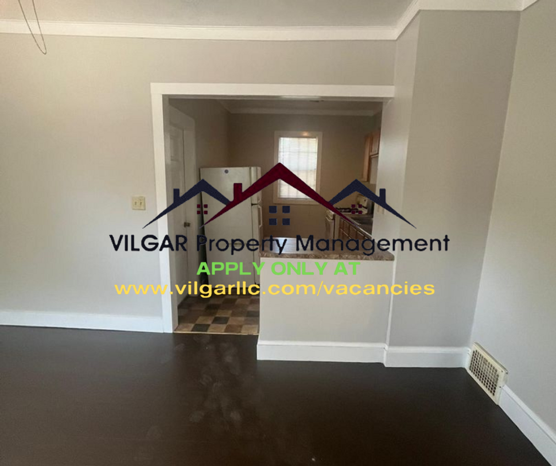 1126 Rutledge St. - Photo 3 of 13