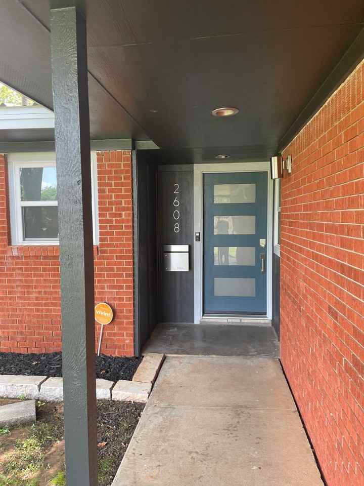 2608 Raleigh Ave - Photo 3 of 23