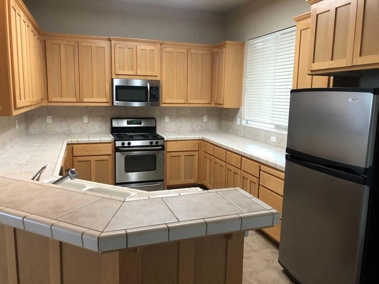 1165 Dog Leg Dr - Photo 4 of 11