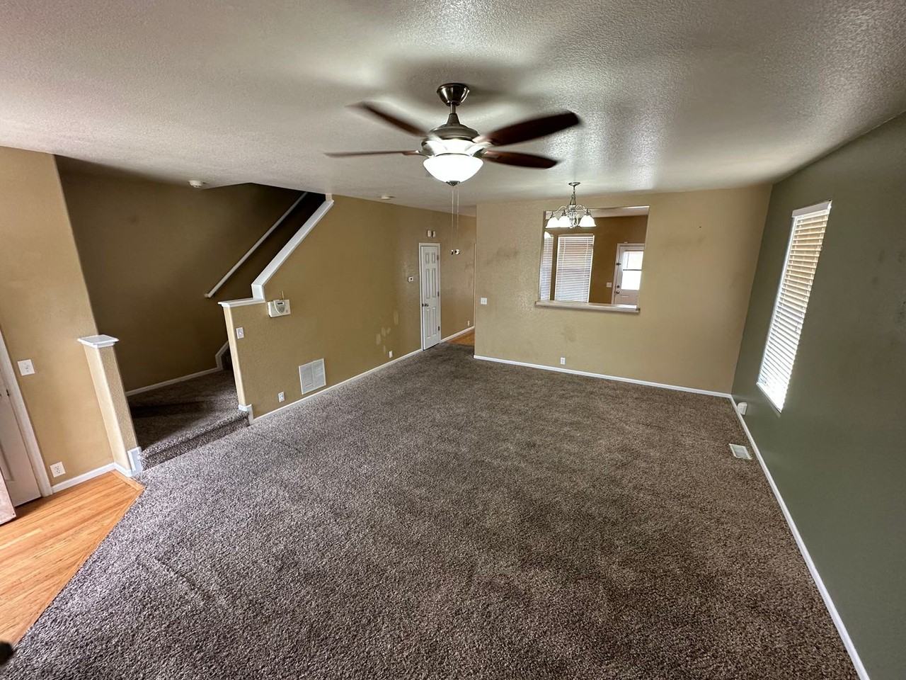 2057 Creekridge Pt - Photo 2 of 14