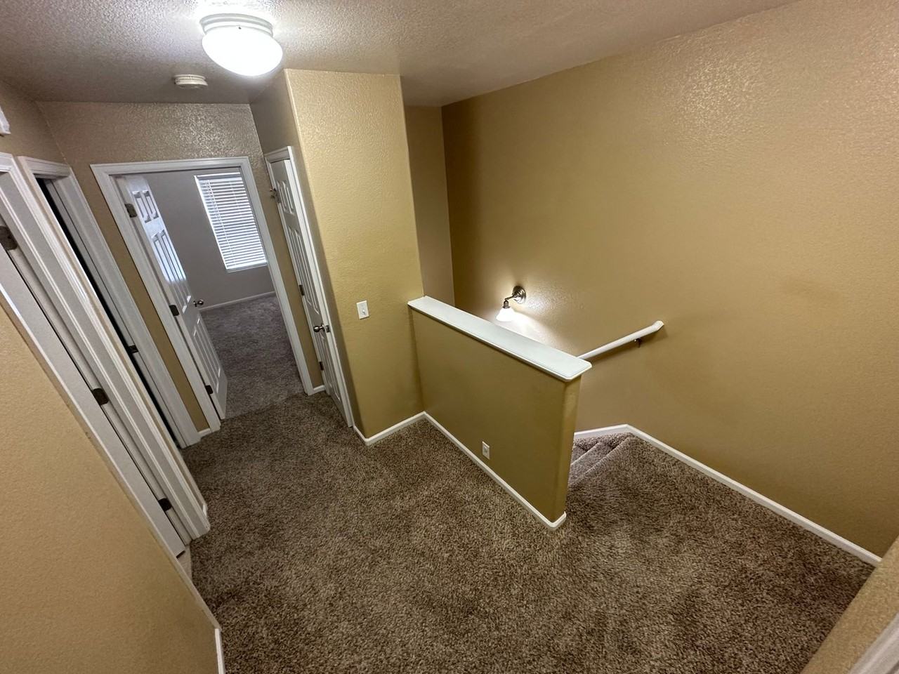 2057 Creekridge Pt - Photo 5 of 14